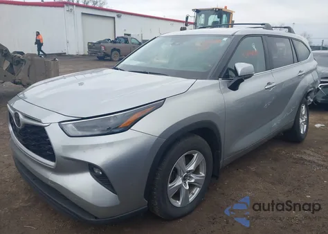 2024 Toyota Highlander Le z USA, uszkodzony, nr VIN 5TDKDRBH5RS536215